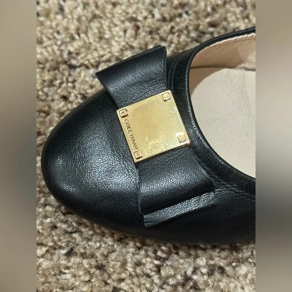 Cole Haan Women’s Black Faux Leather Tali Bow Ballet Flat Shoes size 7 - Picture 5 of 8